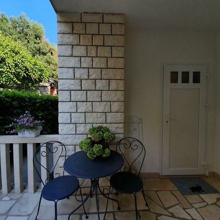 Apartmani Renata Brela Buitenkant foto